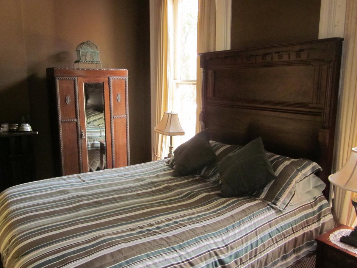 Baer House Inn Виксбург Экстерьер фото