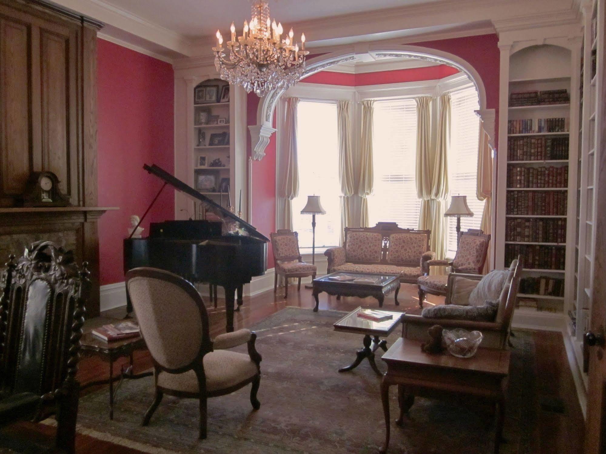 Baer House Inn Виксбург Экстерьер фото